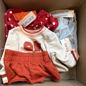 NWT KIDS RESELLERS BUNDLE OF 50 pieces. Mixed brands, sizes and seasons